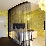 Hotel Zamburger Jalan Tebrau