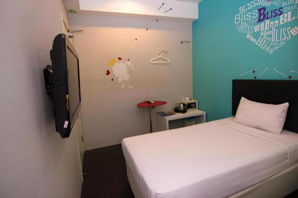 Hotel Zamburger Bliss 2*