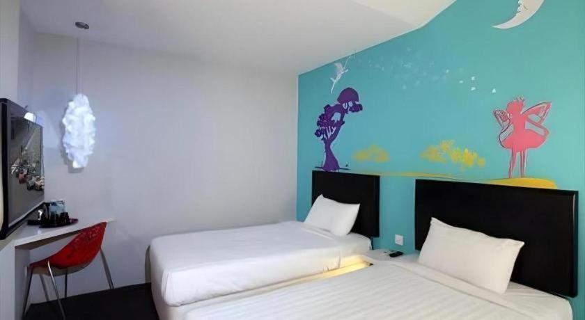 Hotel Zamburger Bliss 2*